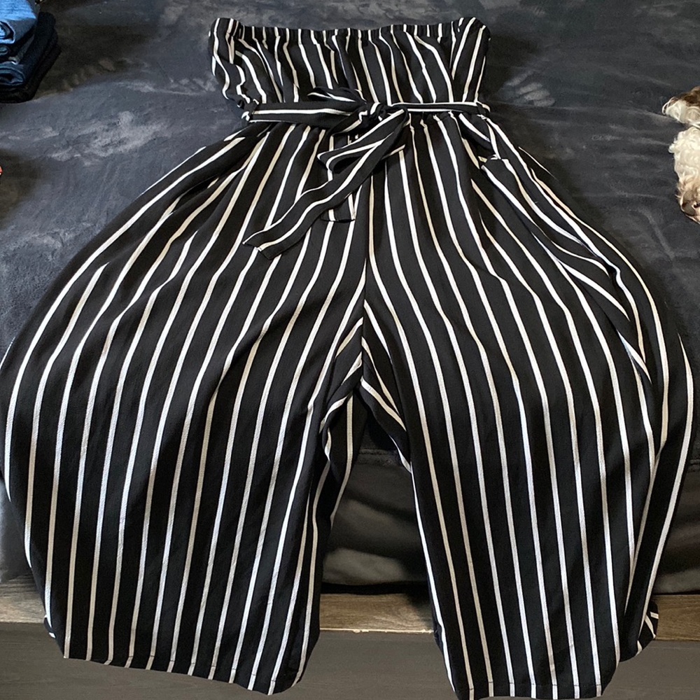 Belted waist strapless jumpsuit with pockets